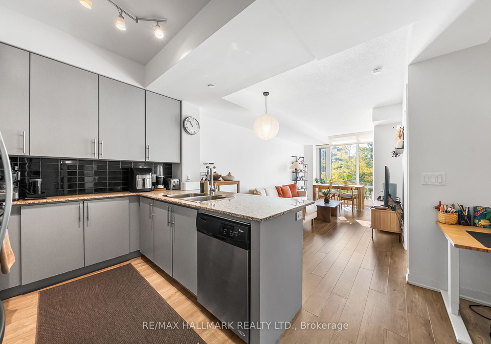 60-berwick-avenue-toronto-ontario-c12448089