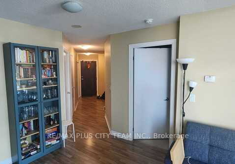 12-yonge-street-toronto-ontario-c12448115