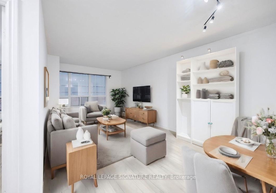 270-wellington-street-w-toronto-ontario-c12448122