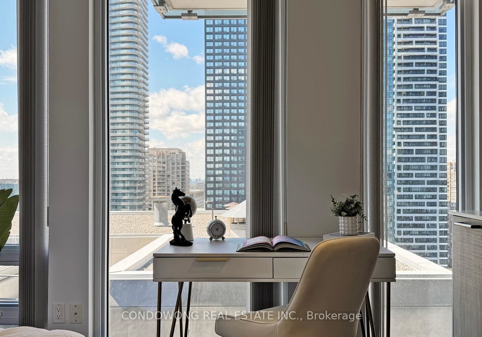 28-wellesley-street-e-toronto-ontario-c12448232