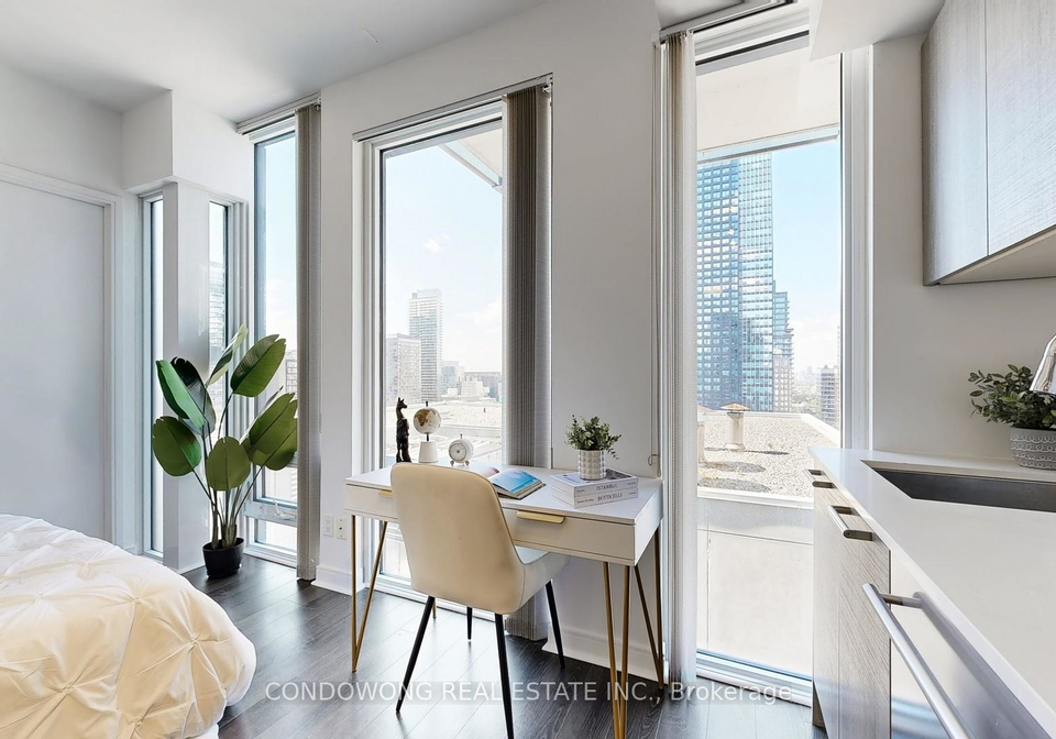 28-wellesley-street-e-toronto-ontario-c12448232