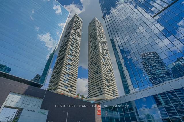 100-harbour-street-toronto-ontario-c12448351