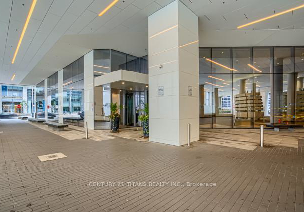 100-harbour-street-toronto-ontario-c12448351