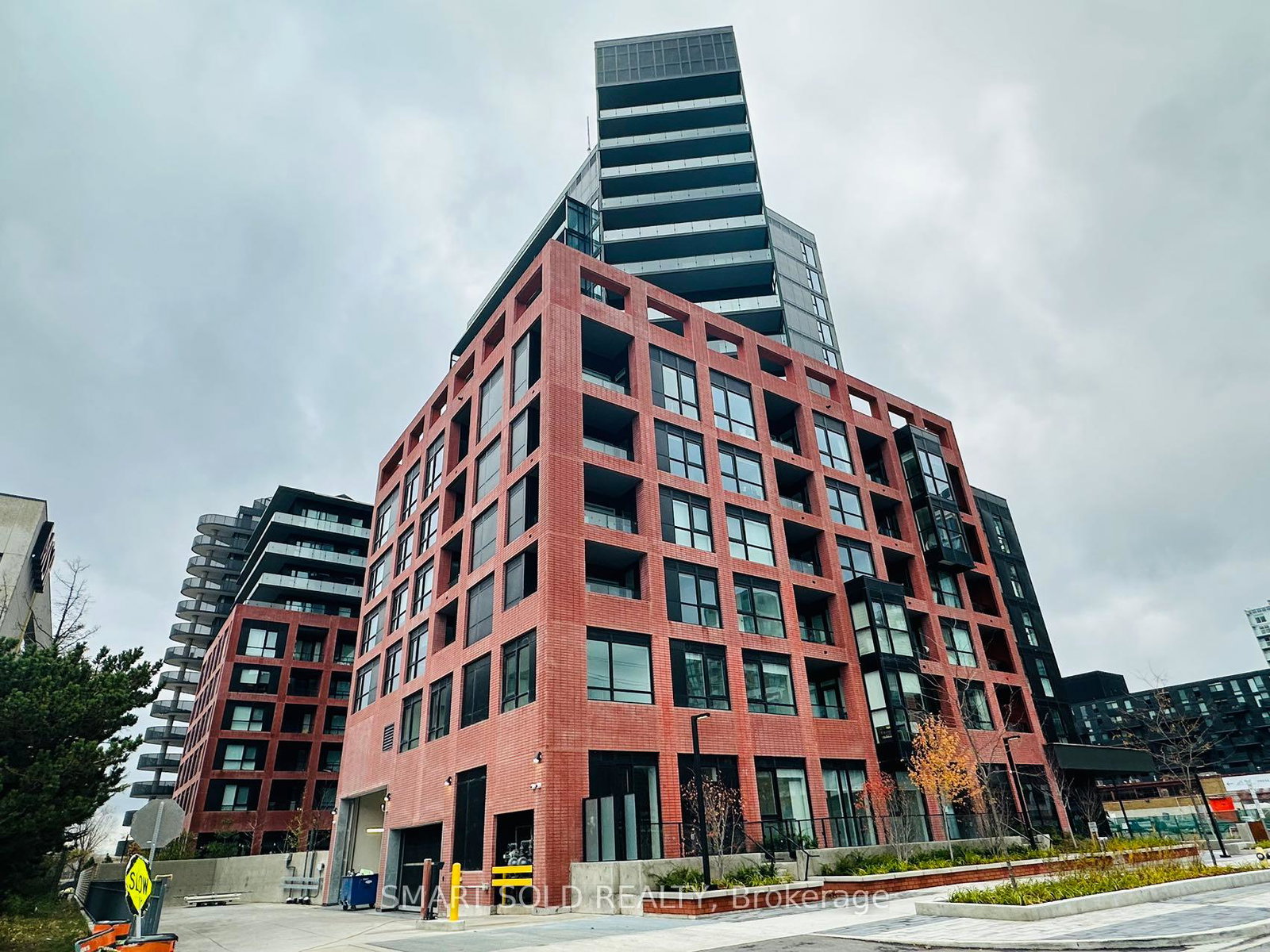 8-tippett-road-toronto-ontario-c12448396