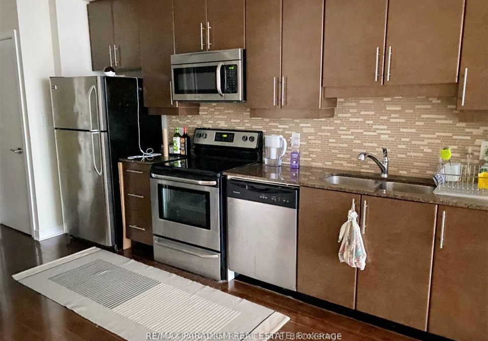 33-bay-street-toronto-ontario-c12448402