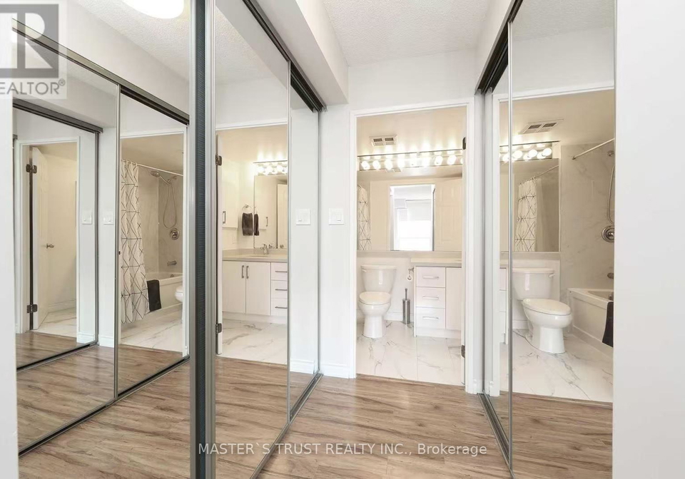24-wellesley-street-w-toronto-ontario-c12448455