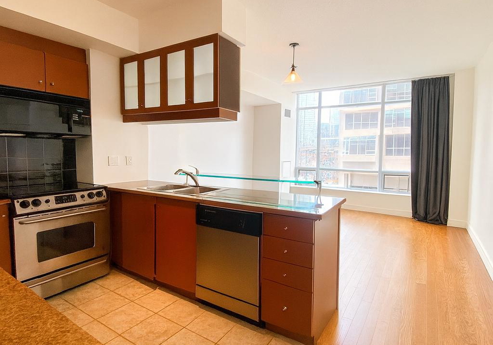 500-queens-quay-w-toronto-ontario-c12448546