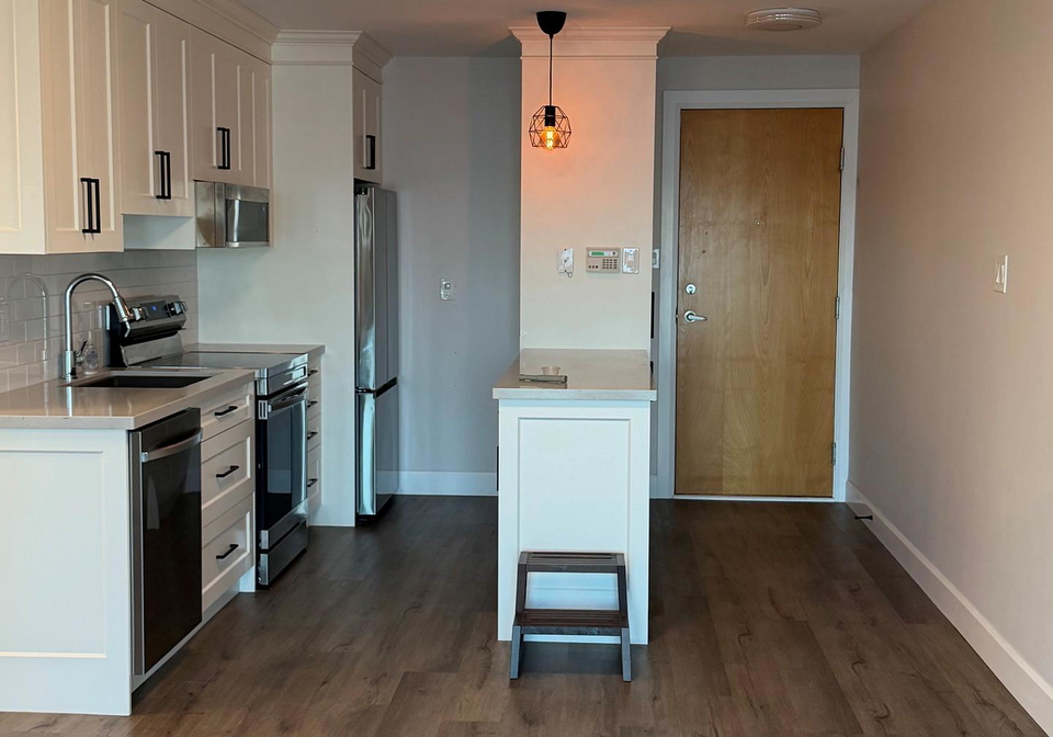600-queens-quay-avenue-w-toronto-ontario-c12448978