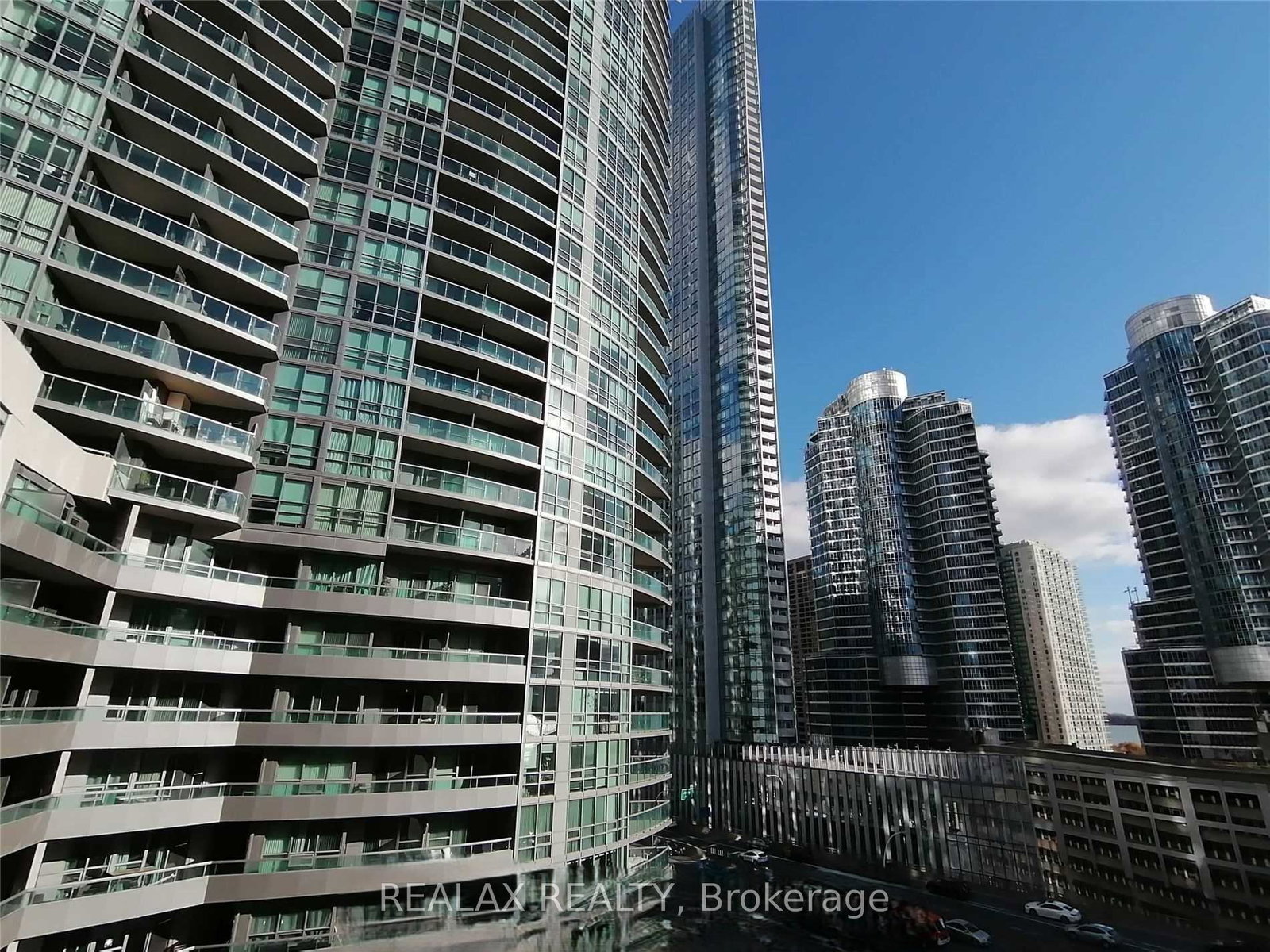 25-lower-simcoe-street-toronto-ontario-c12449021