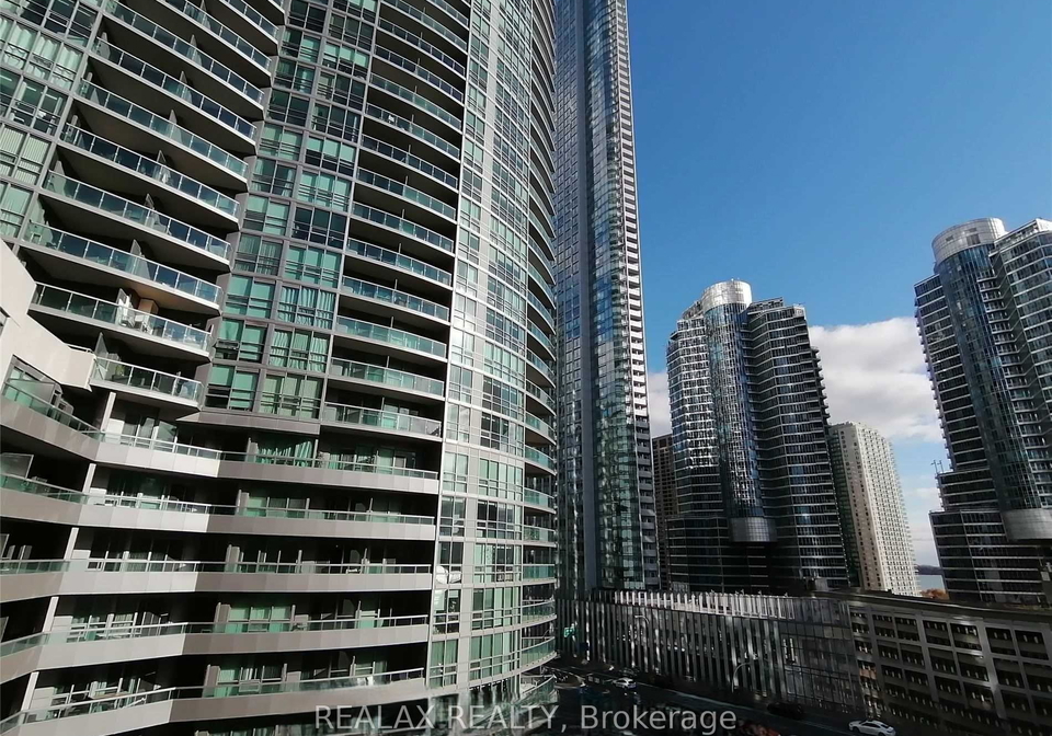 25-lower-simcoe-street-toronto-ontario-c12449021