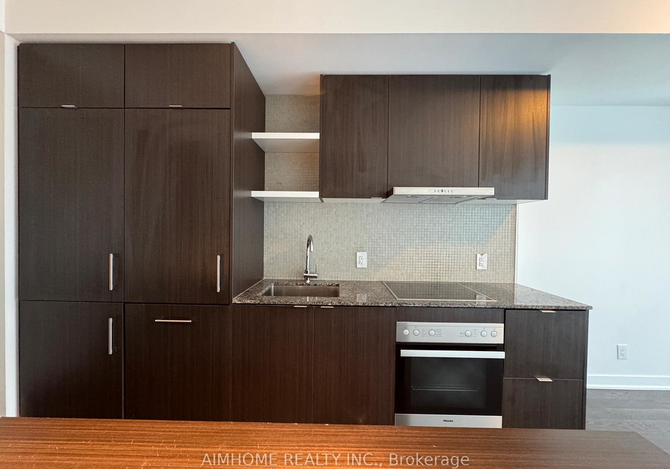 88-harbour-street-toronto-ontario-c12449230