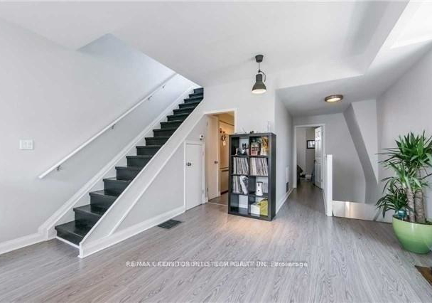 398-king-street-e-toronto-ontario-c12449237