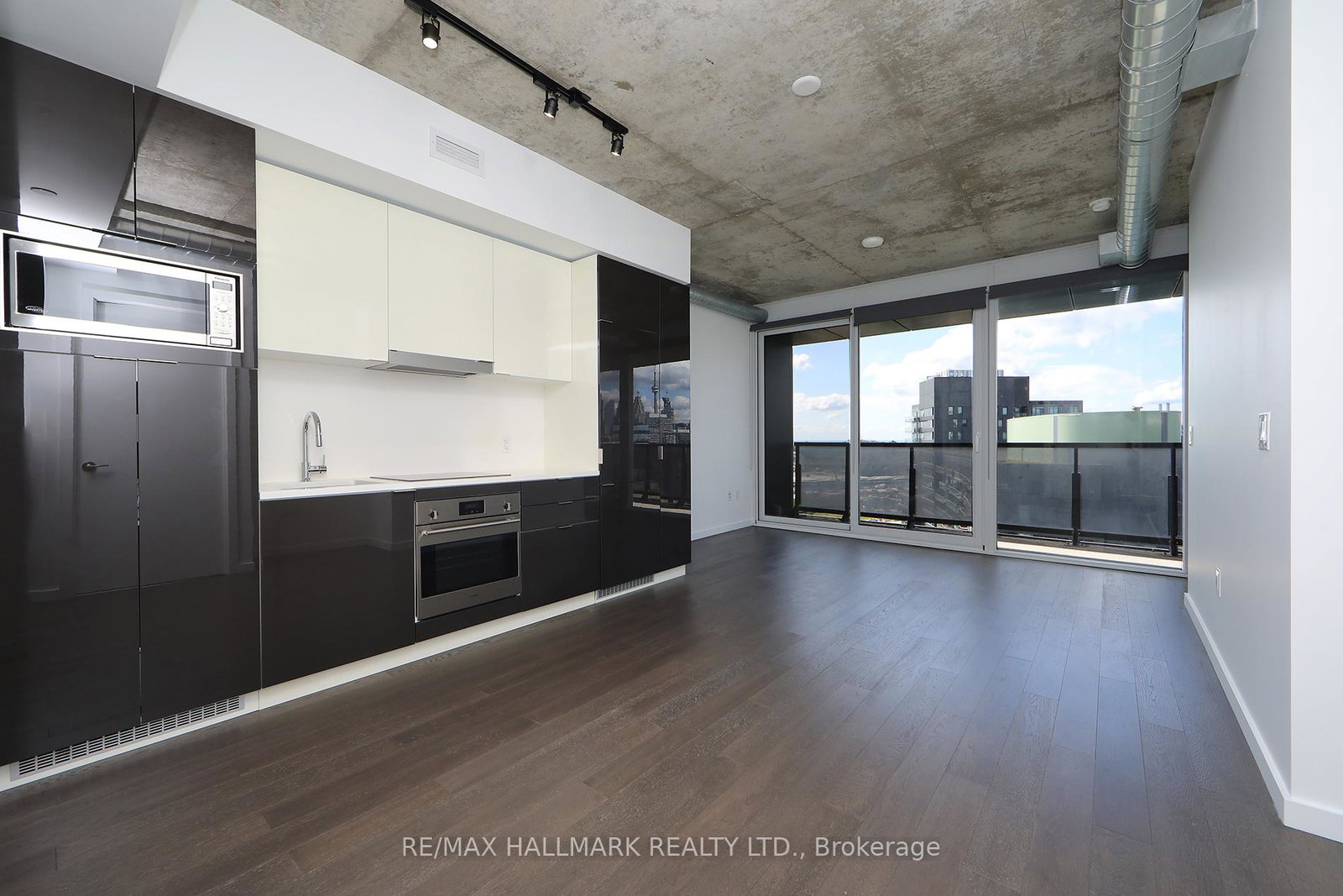 170-bayview-avenue-toronto-ontario-c12449703