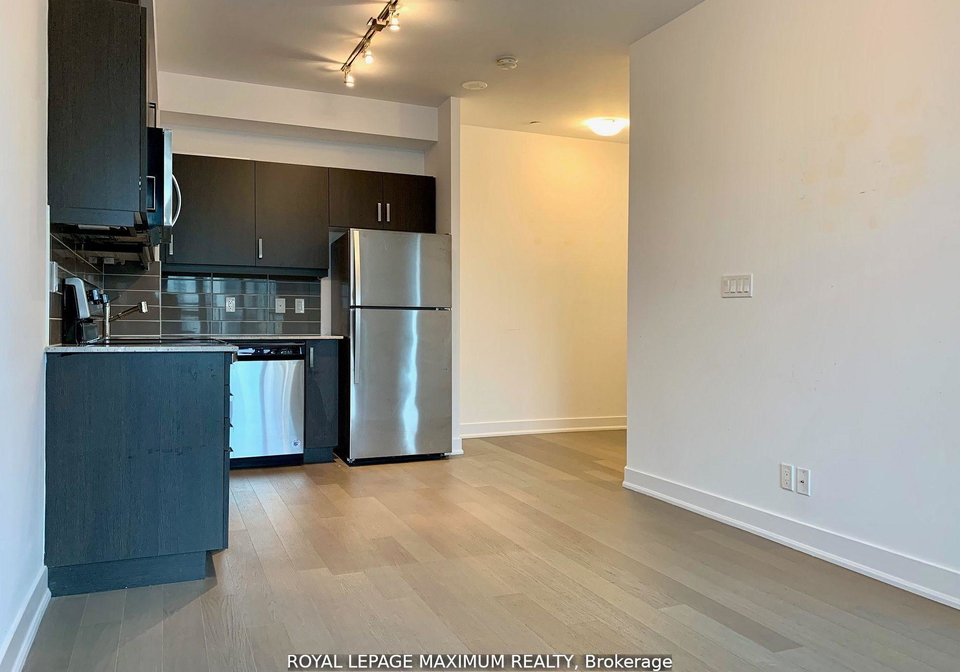 1486-bathurst-street-toronto-ontario-c12449827
