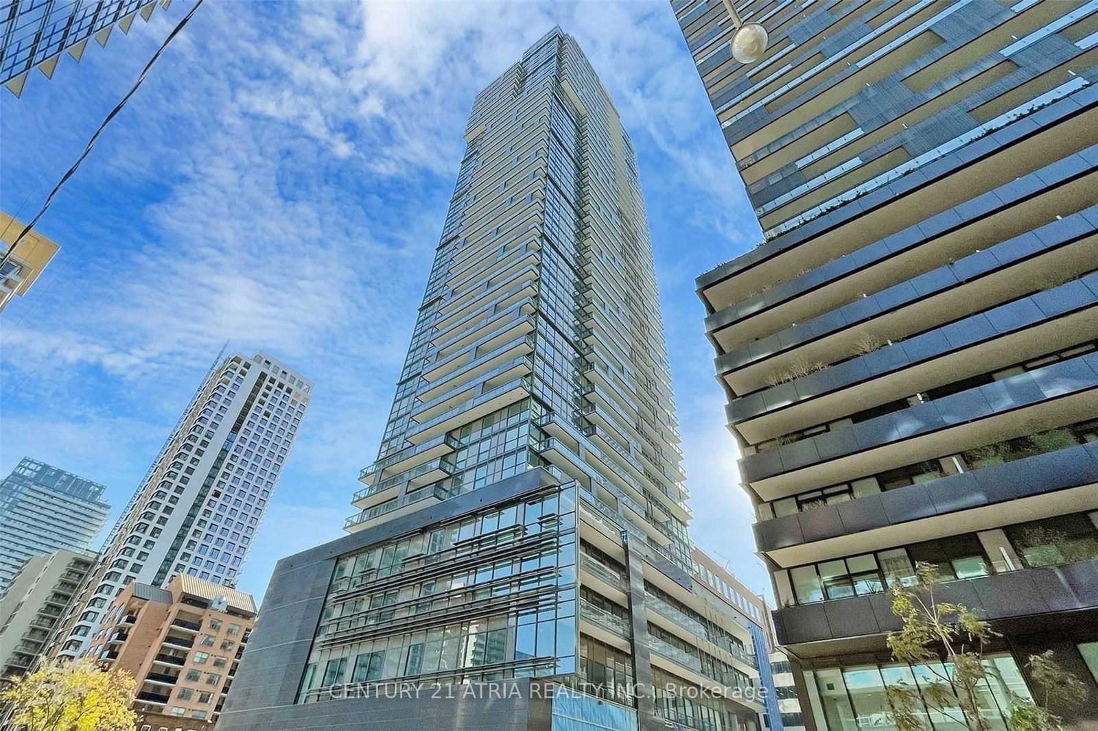39-roehampton-avenue-toronto-ontario-c12449895