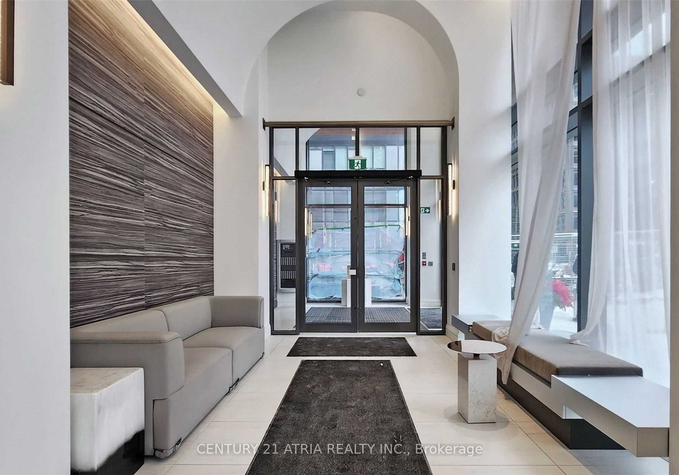 39-roehampton-avenue-toronto-ontario-c12449895
