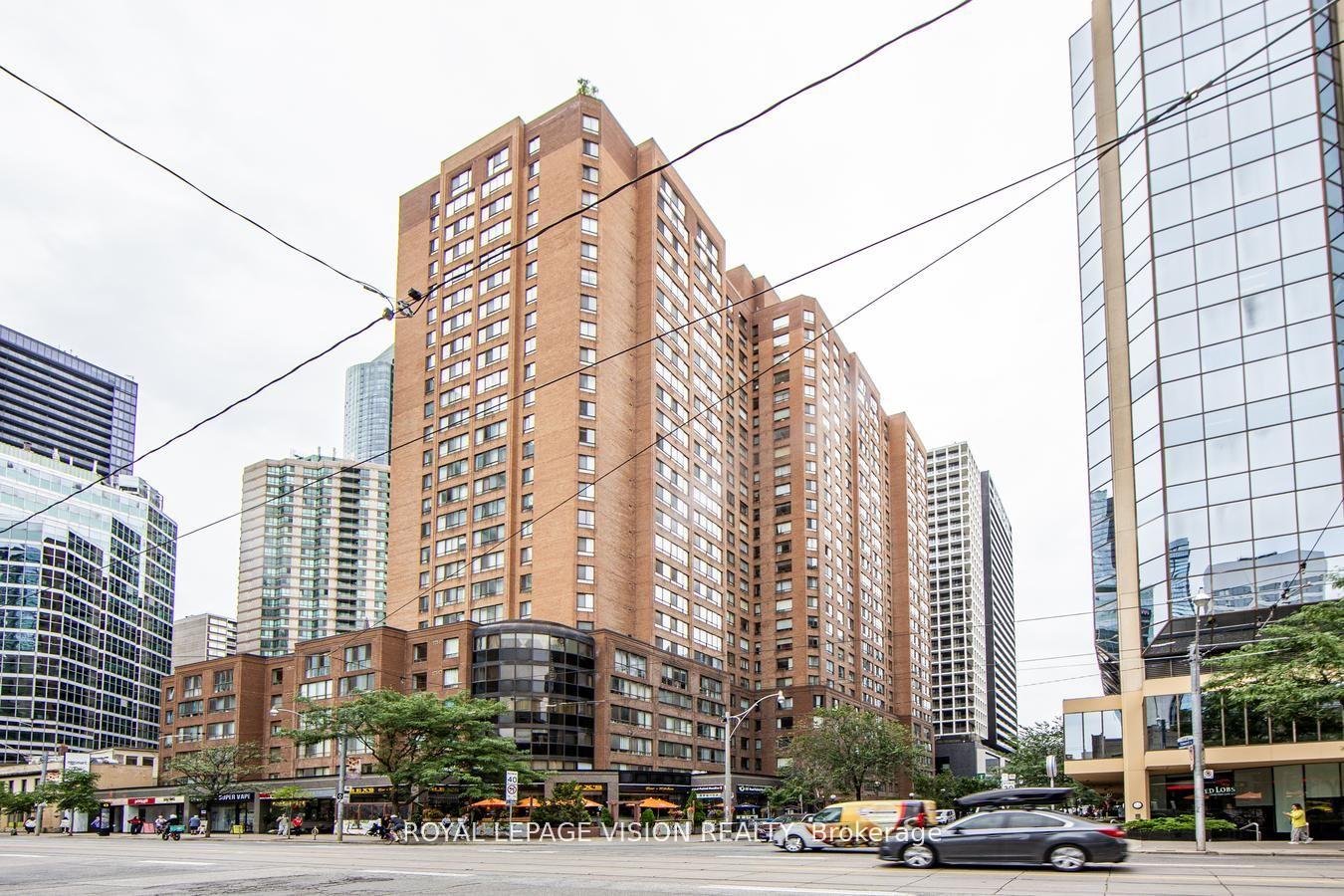 633-bay-street-toronto-ontario-c12450205