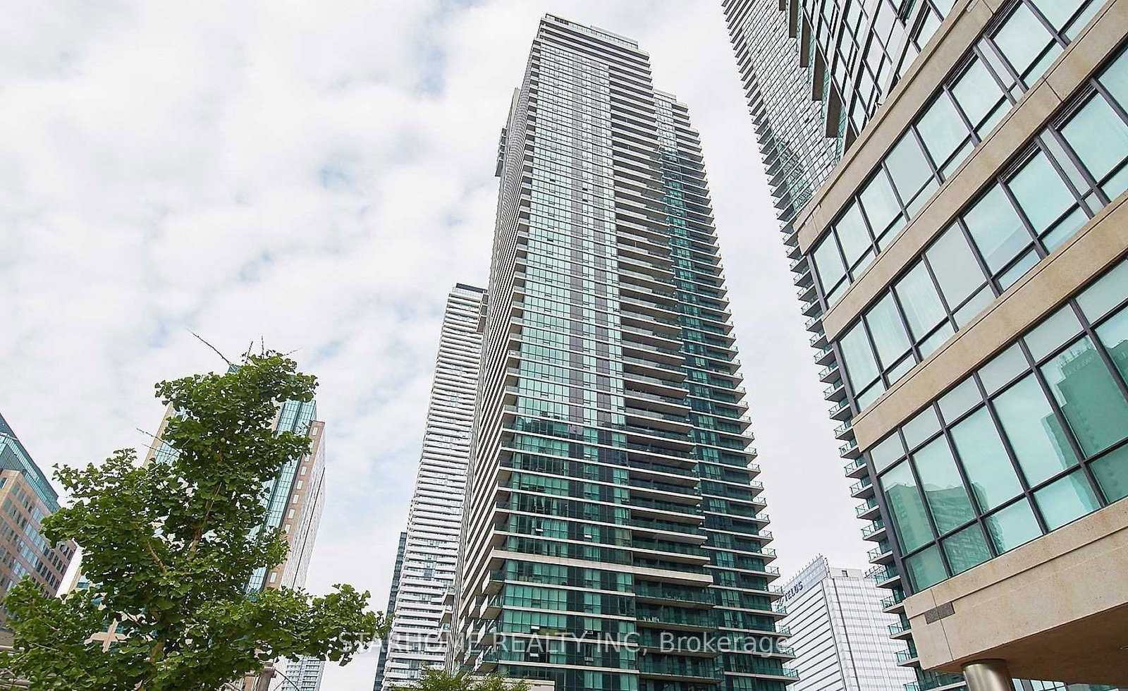18-harbour-street-toronto-ontario-c12450218
