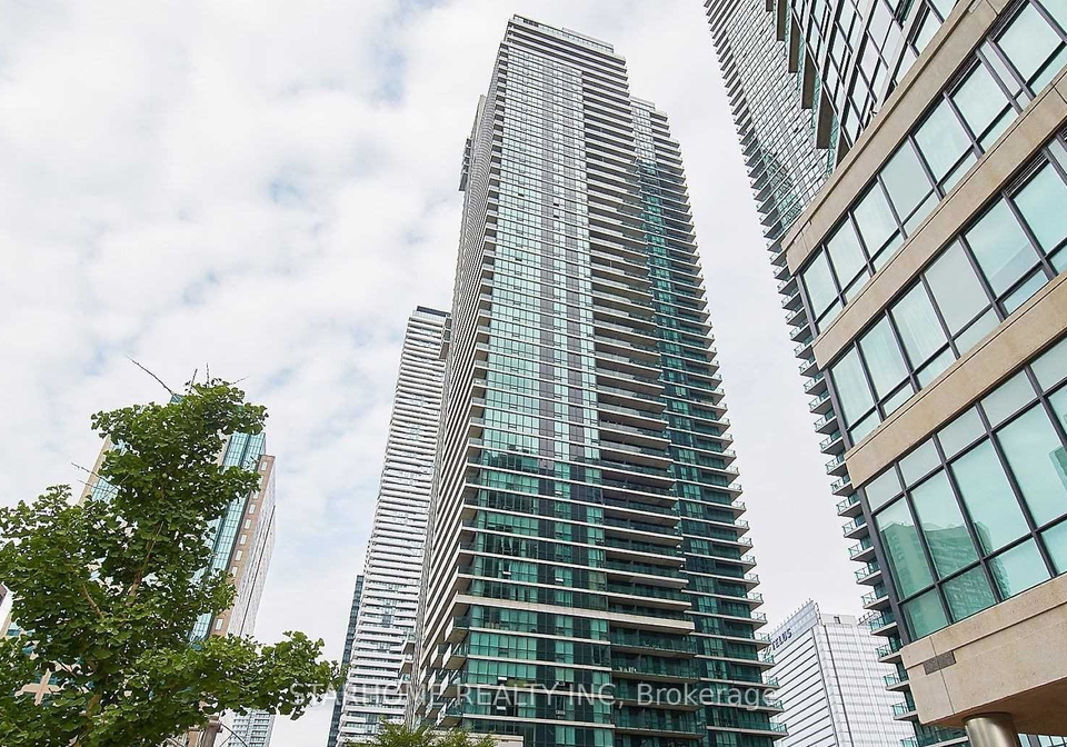 18-harbour-street-toronto-ontario-c12450218
