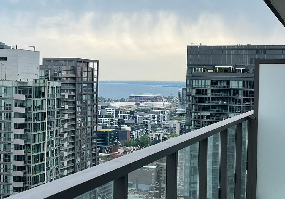 8-widmer-street-toronto-ontario-c12450299