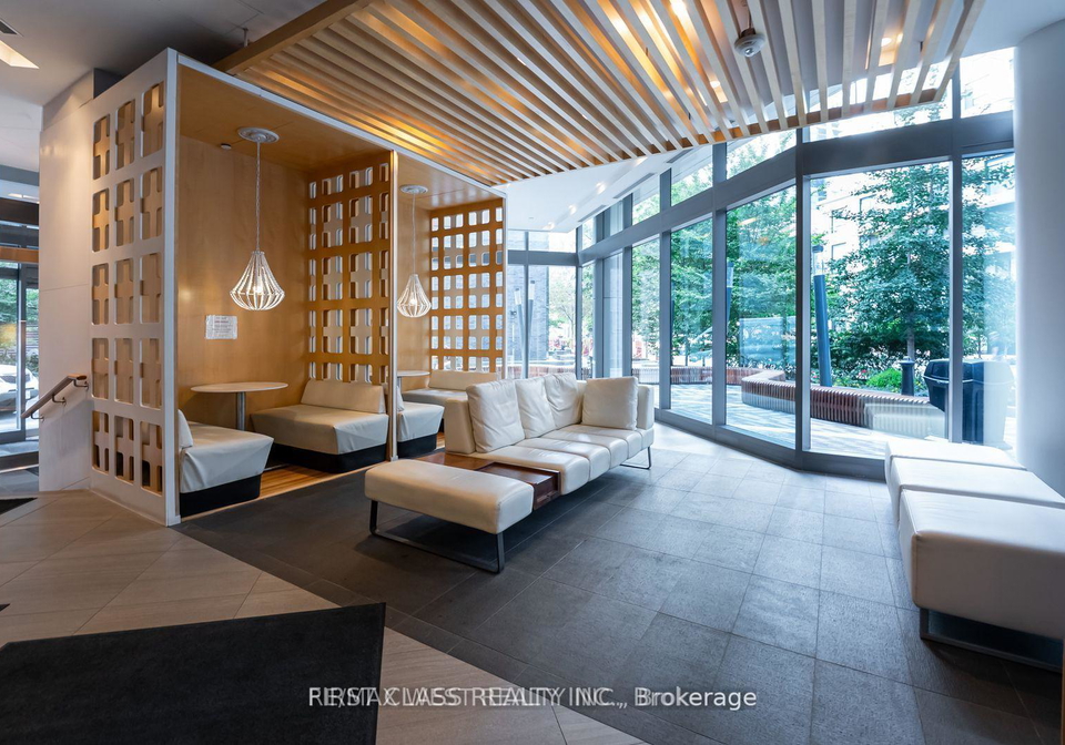 45-charles-street-e-toronto-ontario-c12450391
