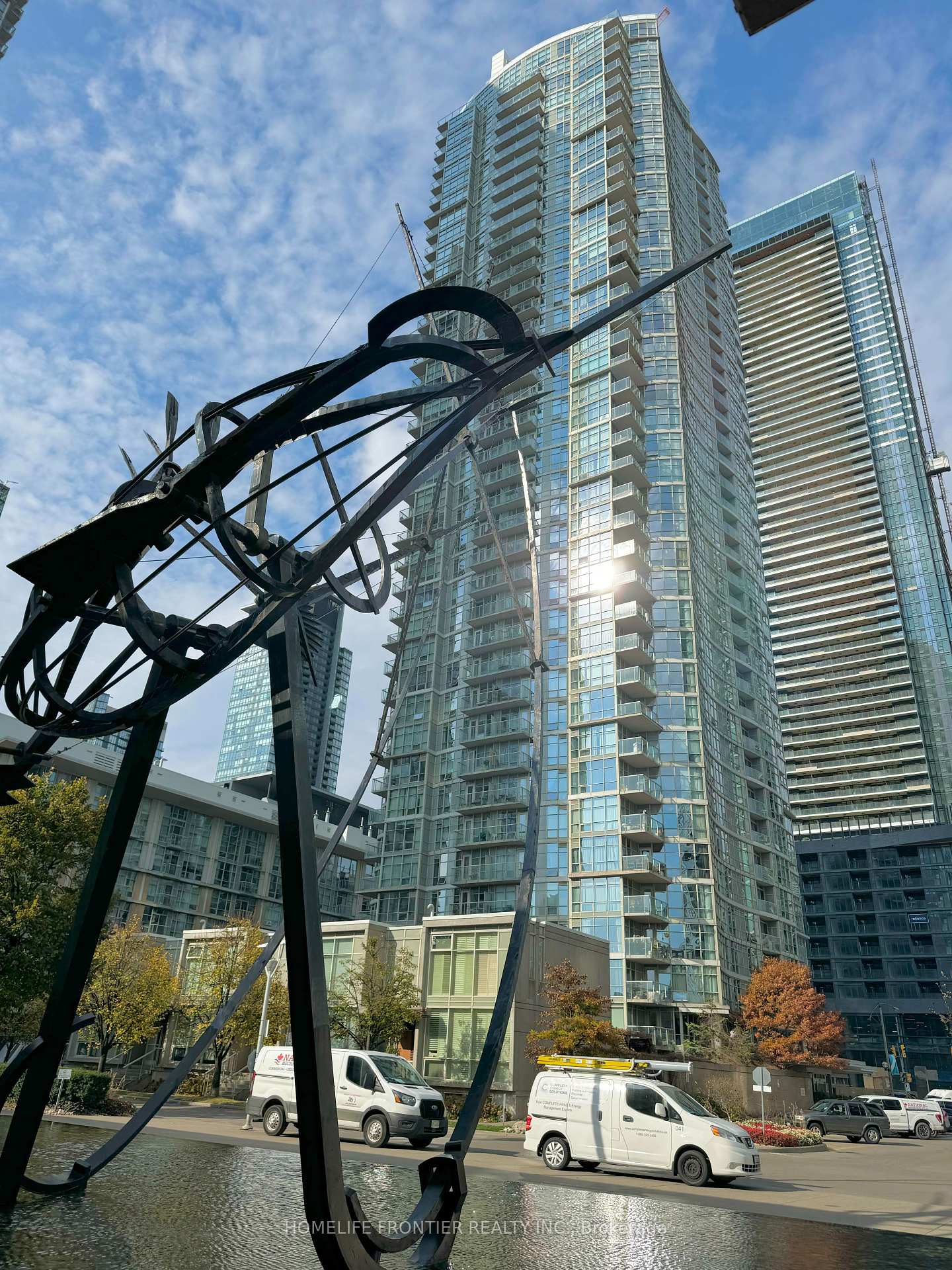 10-ne-navy-wharf-court-toronto-ontario-c12450406