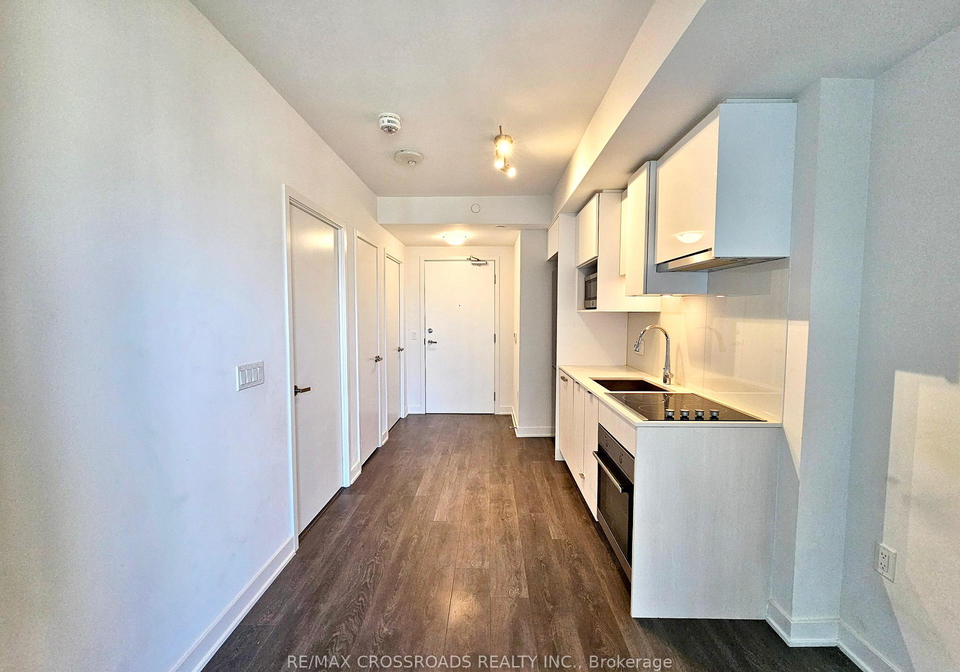 195-redpath-avenue-toronto-ontario-c12450620