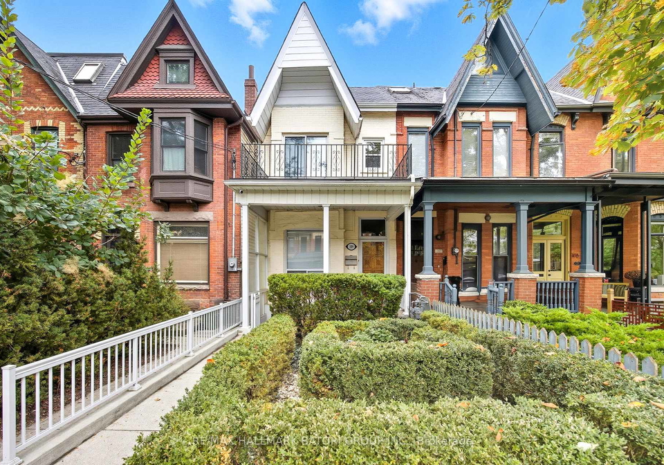 109-robert-street-toronto-ontario-c12450641