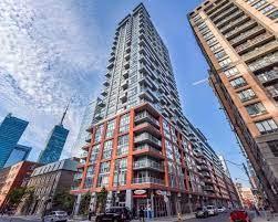 126-simcoe-street-toronto-ontario-c12450764