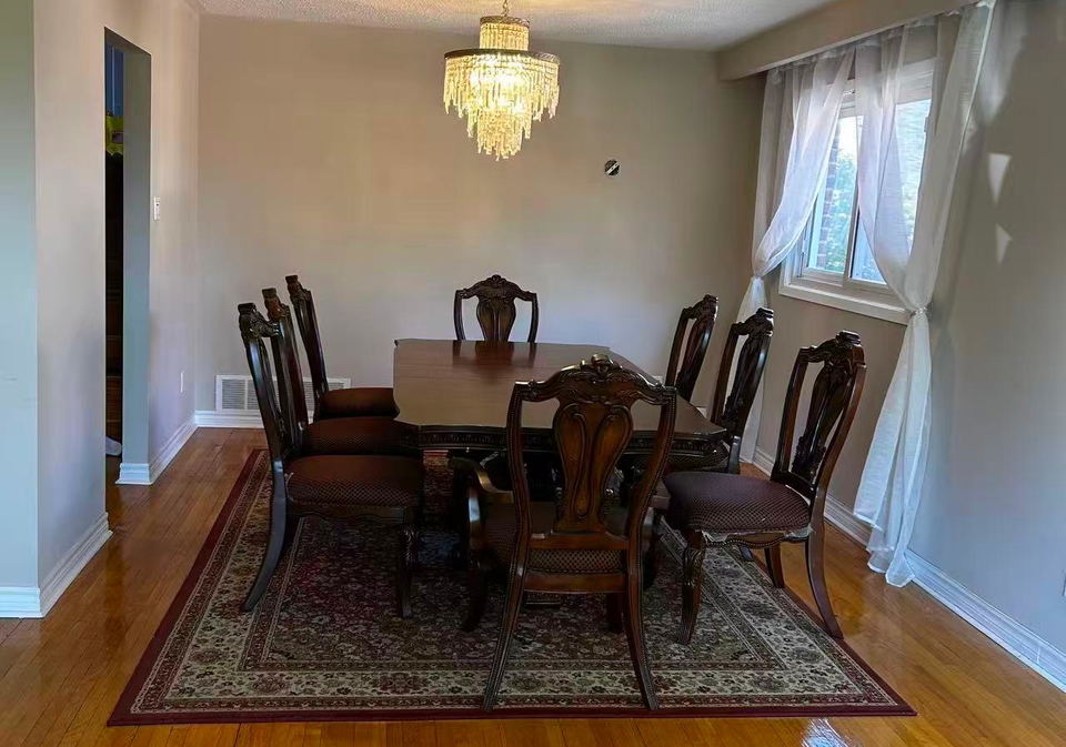 32-patric-boulevard-north-york-ontario-c12450786