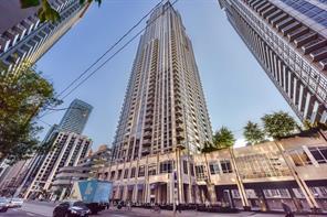 763-bay-street-toronto-ontario-c12450923