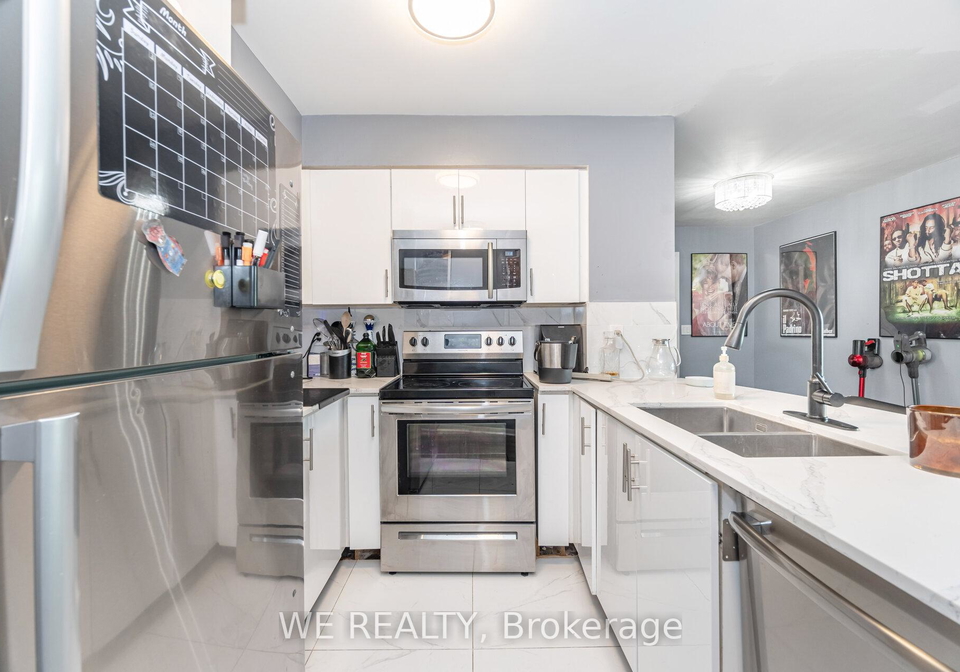 231-fort-york-boulevard-toronto-ontario-c12450960