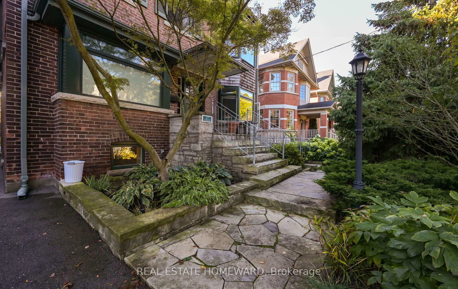 37-lonsdale-road-toronto-ontario-c12451093