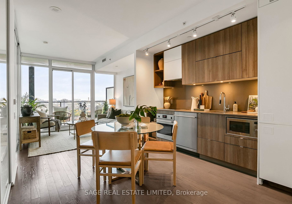 125-peter-street-toronto-ontario-c12451125