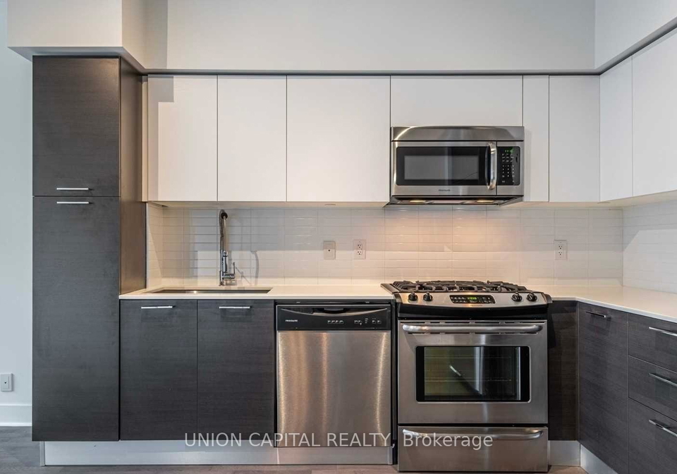 399-adelaide-street-w-toronto-ontario-c12451721