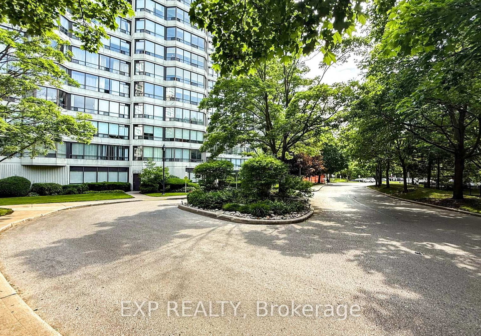 1121-steeles-avenue-w-toronto-ontario-c12452218