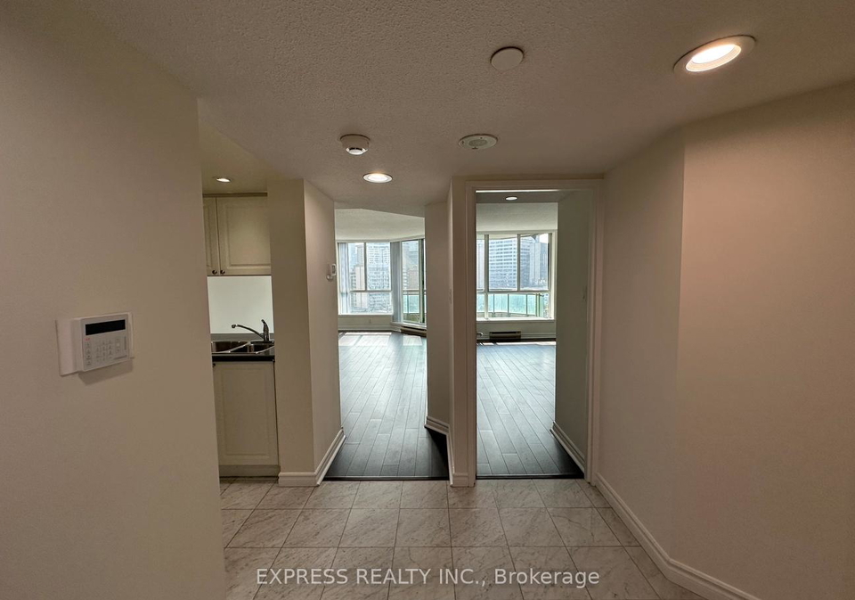 38-elm-street-toronto-ontario-c12452381