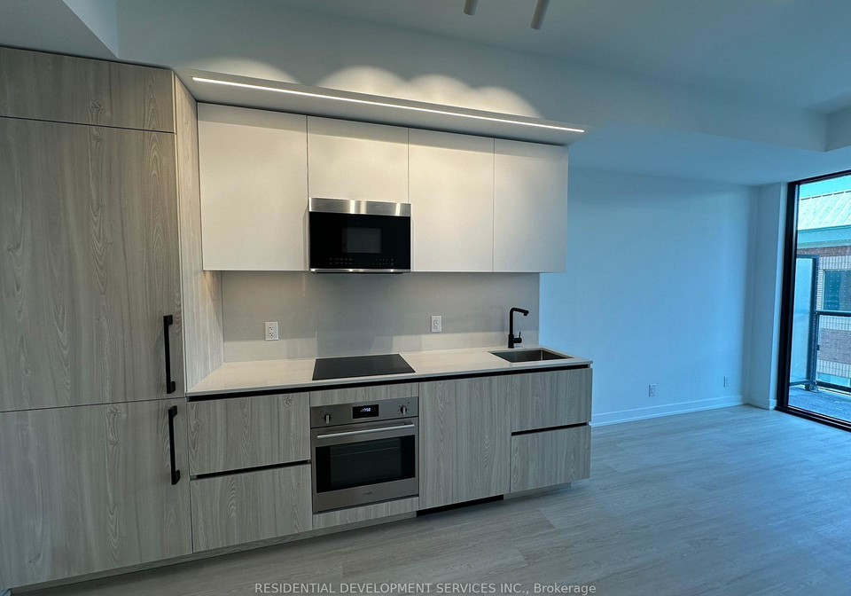 699-sheppard-avenue-e-north-york-ontario-c12452489