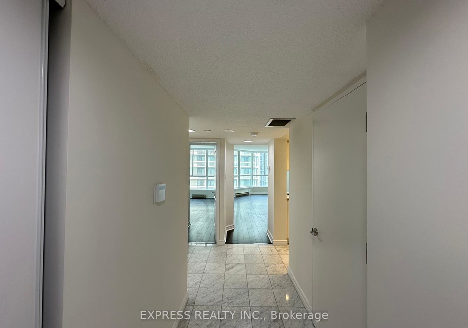 38-elm-street-toronto-ontario-c12452530