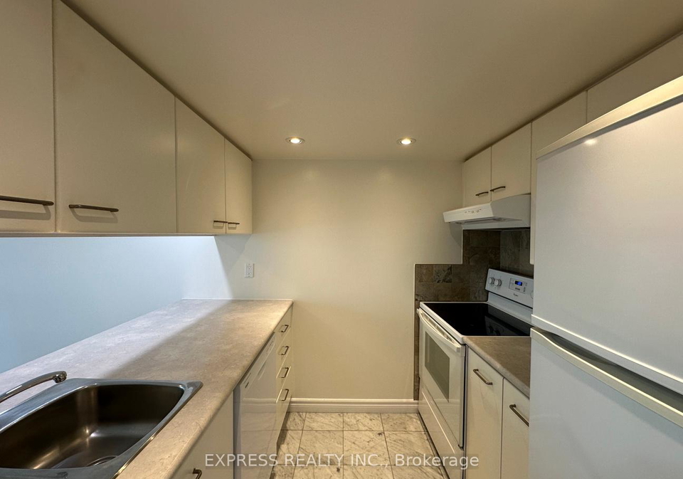 38-elm-street-toronto-ontario-c12452530