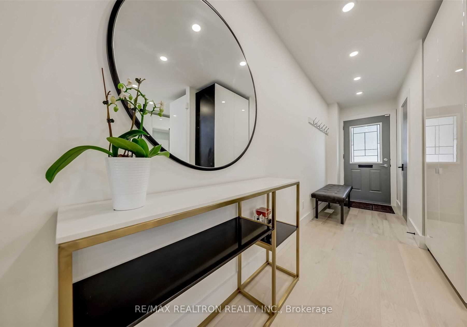 195-bedford-park-avenue-toronto-ontario-c12452764