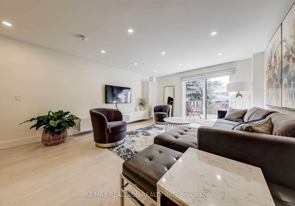 195-bedford-park-avenue-toronto-ontario-c12452764