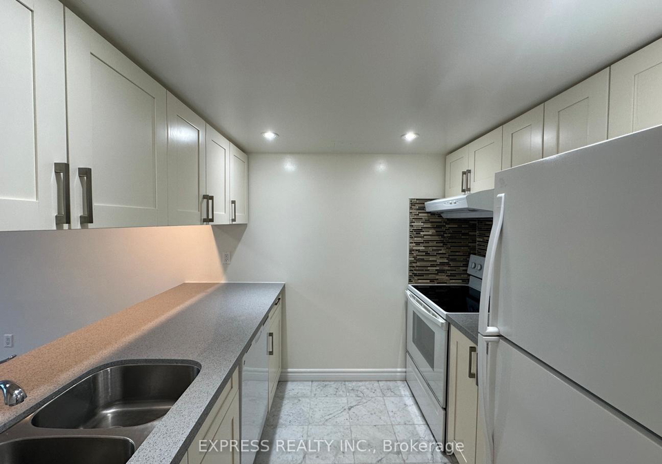 38-elm-street-toronto-ontario-c12452813