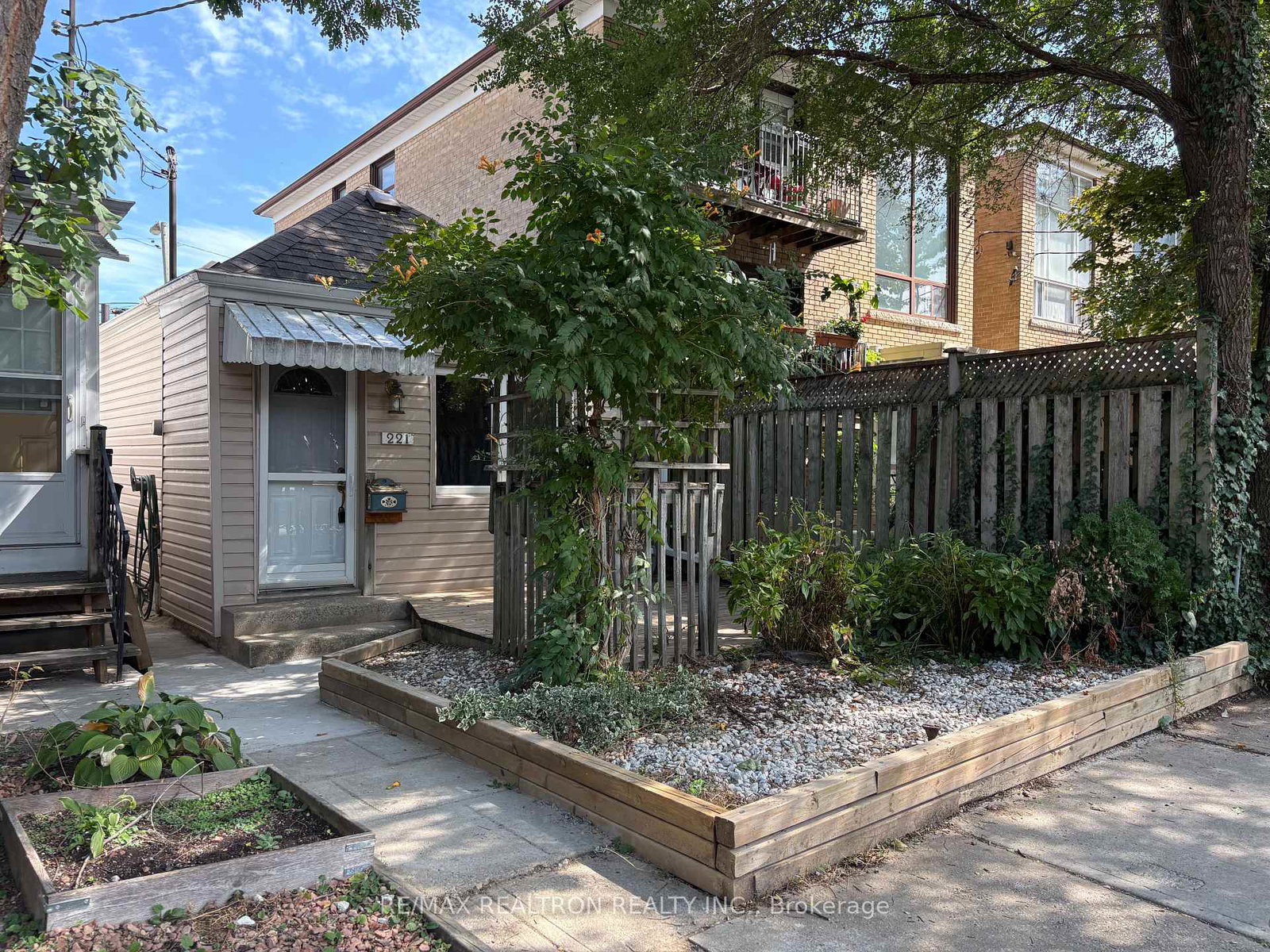221-winnett-avenue-toronto-ontario-c12452923