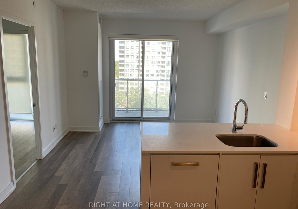 5180-yonge-street-toronto-ontario-c12452964