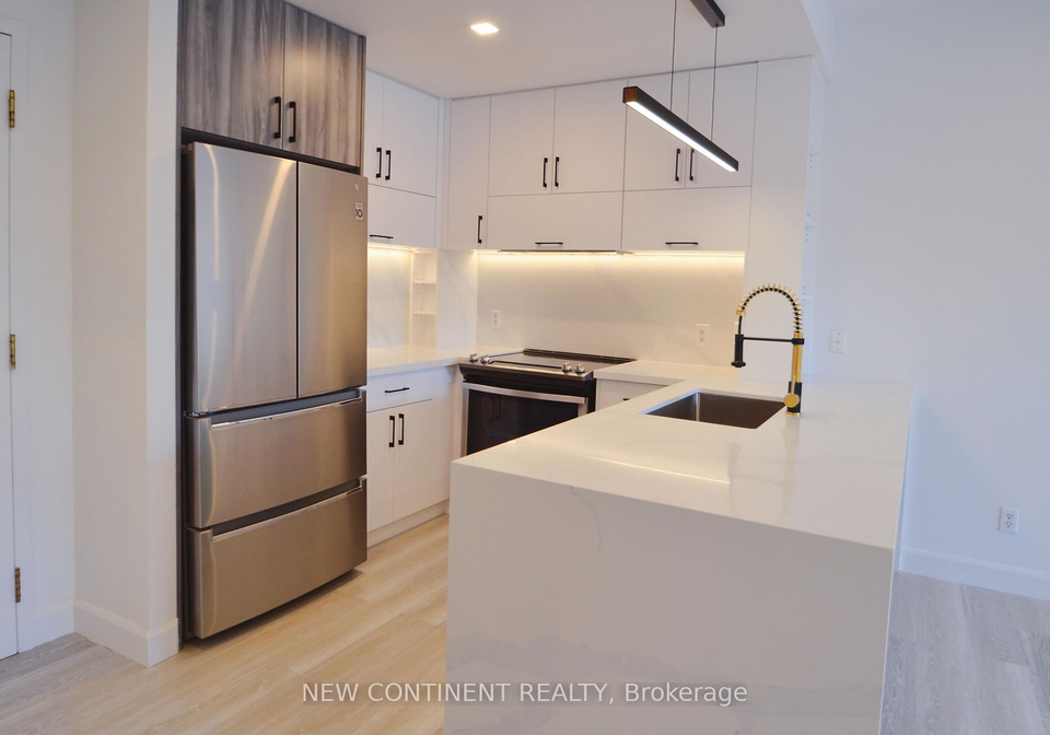 600-eglinton-avenue-e-toronto-ontario-c12453003