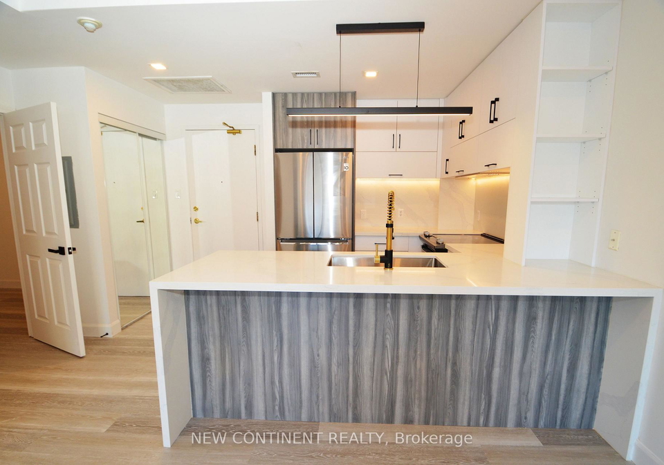 600-eglinton-avenue-e-toronto-ontario-c12453003