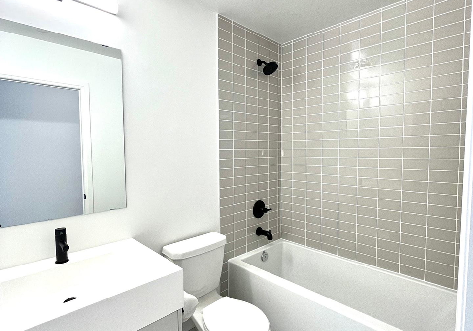 280-dundas-street-west-w-toronto-ontario-c12453222