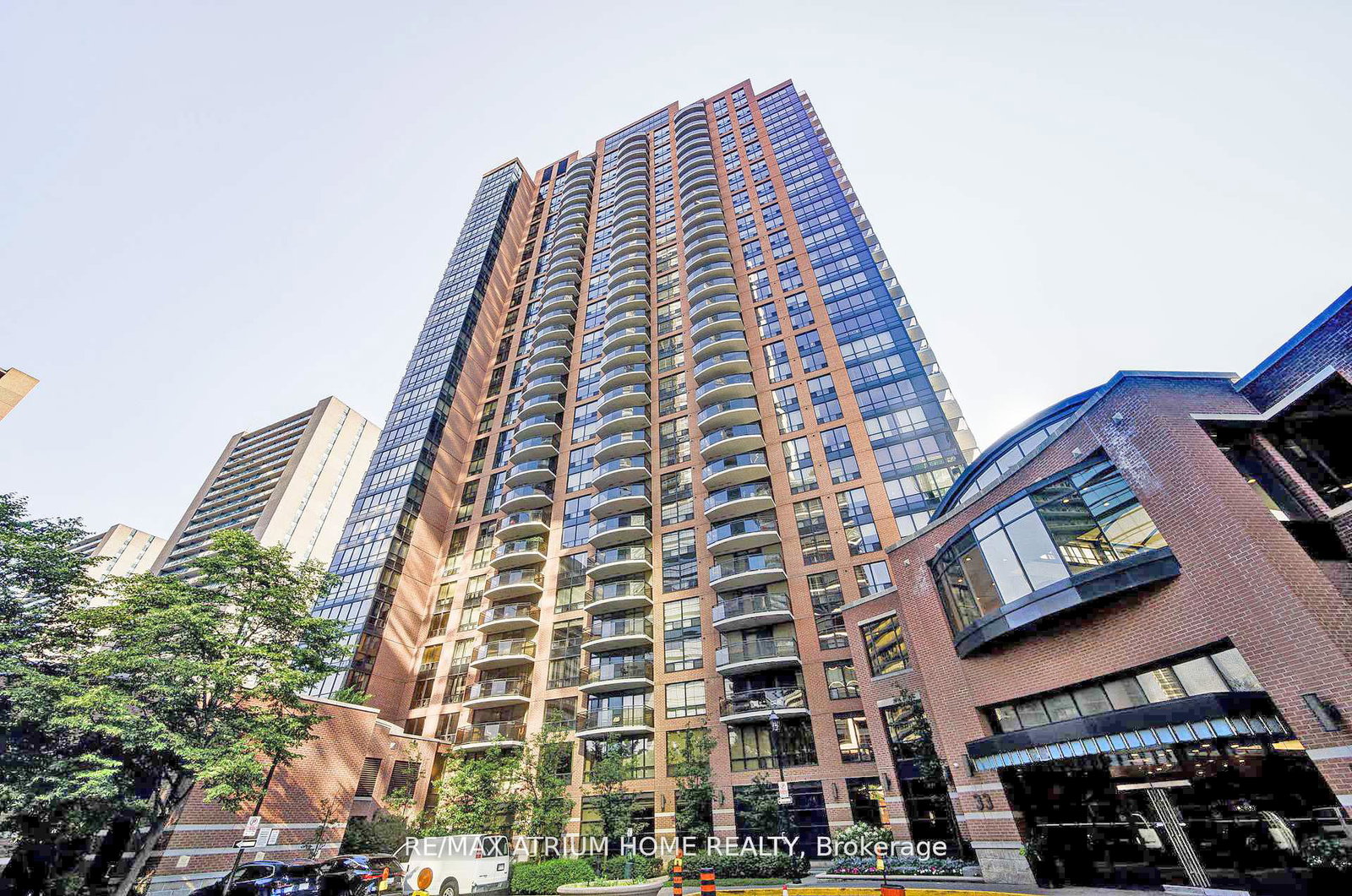 33-sheppard-avenue-e-north-york-ontario-c12453263
