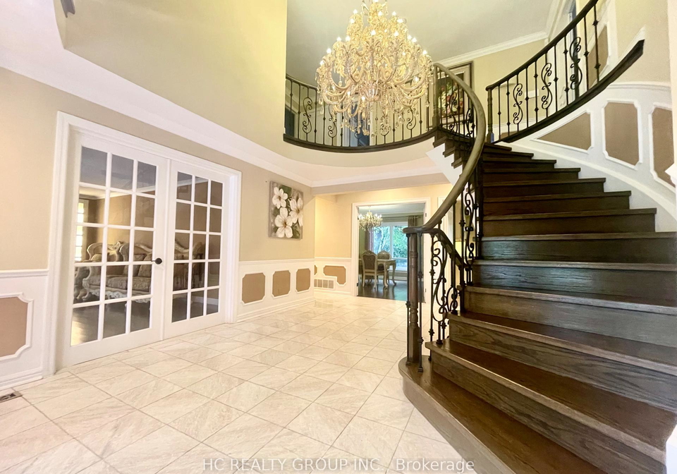 376-banbury-road-north-york-ontario-c12453275